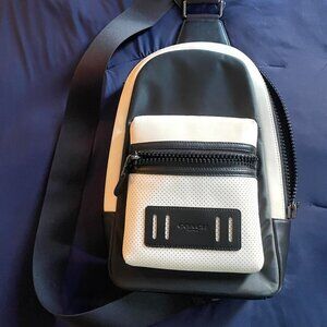 Coach Terrain Pack F56877 Cross Body Sling Leather/Nylon NWOT